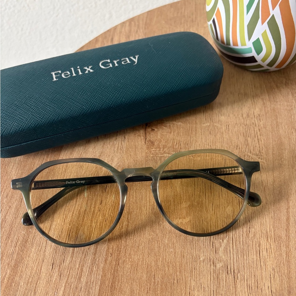 Felix Gray Franklin Amber tint glasses